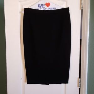 Womens  Black Skirt TL The Letter Size L